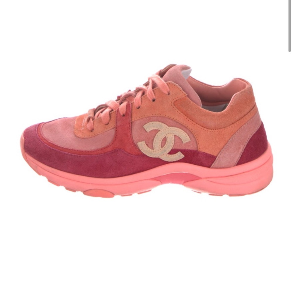 Chanel suede low top sneakers, pink, interlocking CC logo